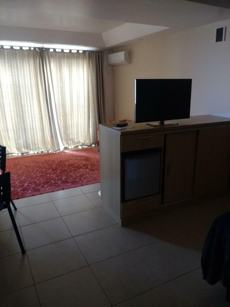 Euro Hotel Ibiruba Extérieur photo